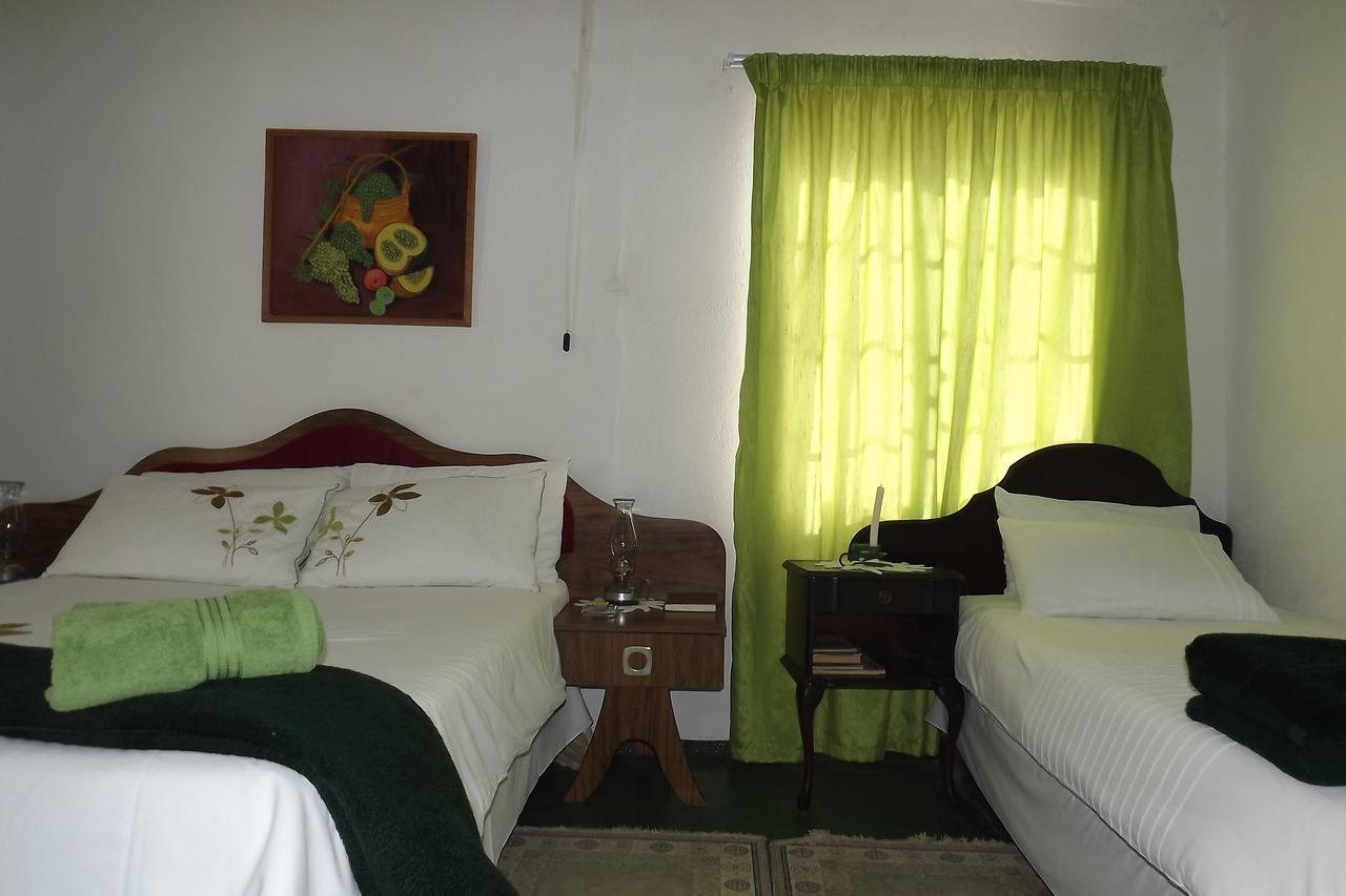Verbe Farm Accommodation Kamieskroon Экстерьер фото
