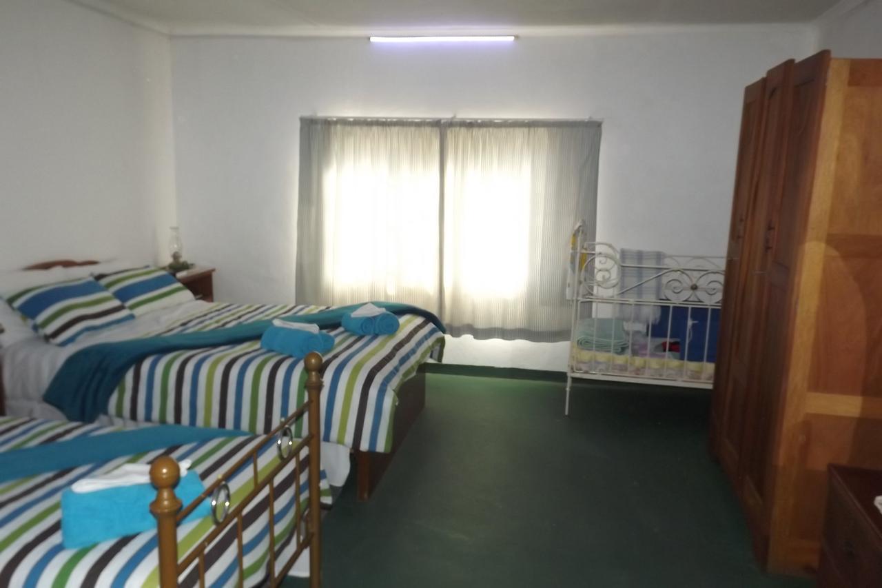 Verbe Farm Accommodation Kamieskroon Экстерьер фото