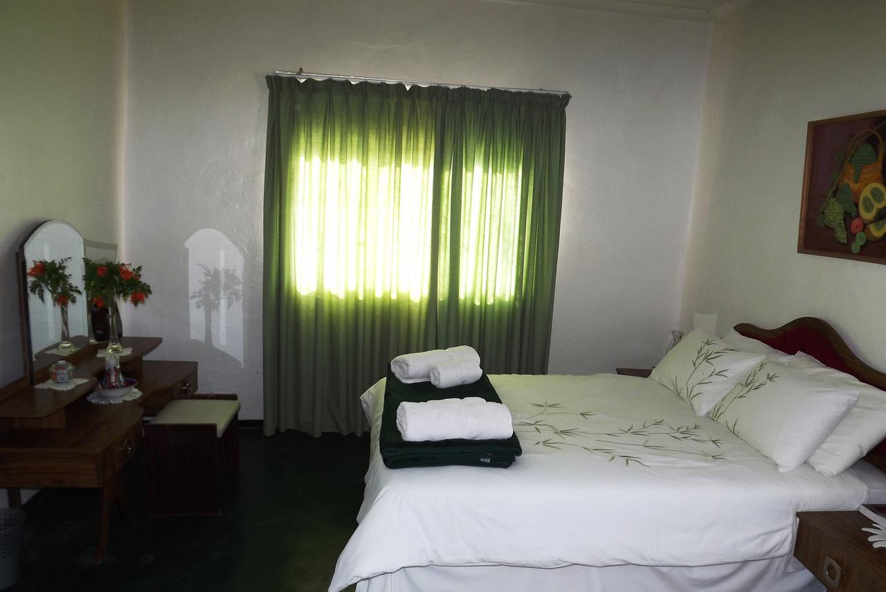 Verbe Farm Accommodation Kamieskroon Экстерьер фото